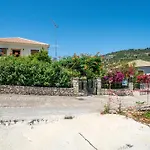 Captain Spiros Casa Bella Trio * 가이오스